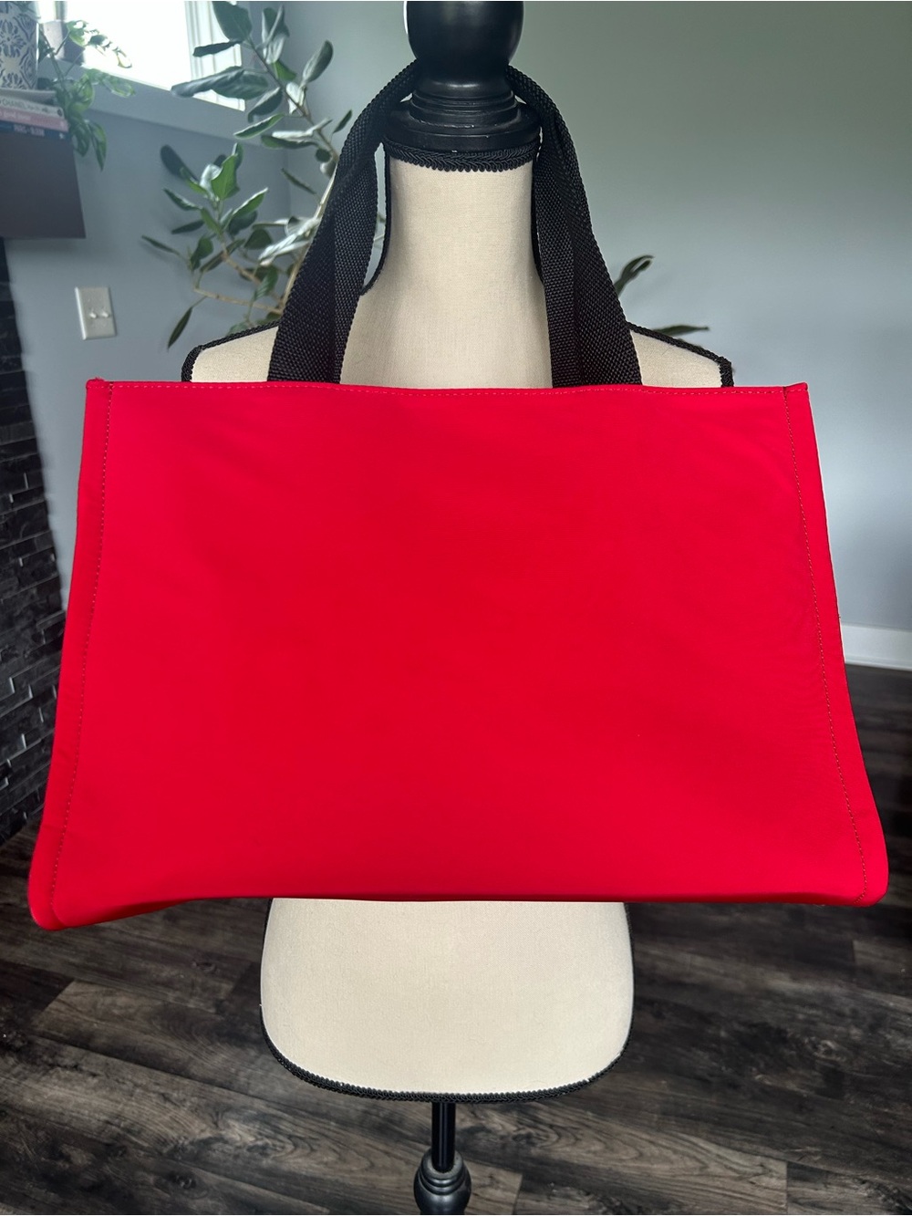 Frances Valentine Bright Red Tote with Black Handles - Picture 2 of 6